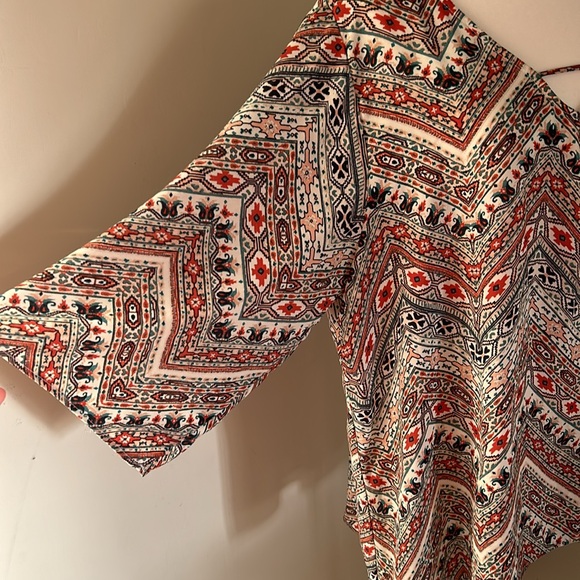 TORRID 2 Lattice Vneck Southwest Style Hi-low Blouse - Picture 7 of 8